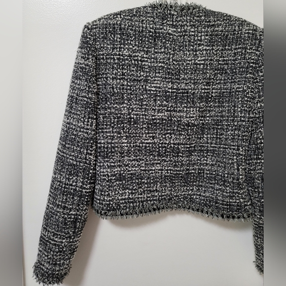 New Saks Fifth Avenue Black Tweed Wool Blend Frayed Trim Crop Blazer Size 10 - Picture 10 of 14